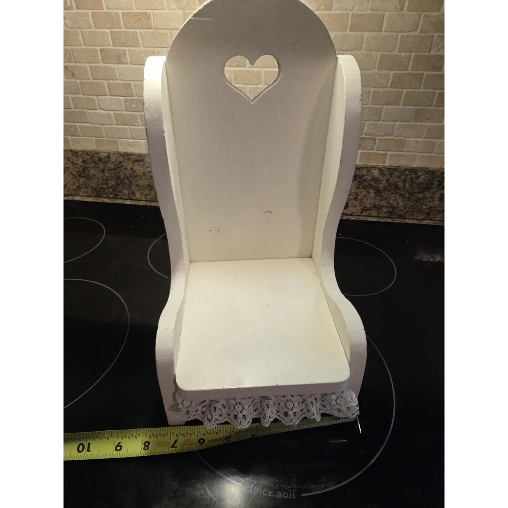 Vintage White Wooden Heart Doll Chair/Plant Stand - Picture 7 of 7